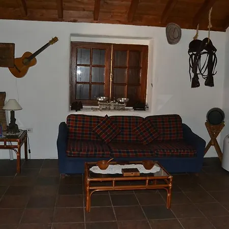 Casa Rural Erjos لوس سيلوس
